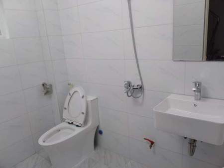 BÁN NHÀ ĐỊNH CÔNG THƯỢNG HOÀNG MAI 25M 5T 4 m MT GIÁ :2.97 Tỷ