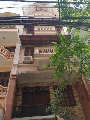 Bán nhà Trung Kính, Ngõ to – thông – kinh doanh nhỏ. Diện tích 57m – 6tỷ4