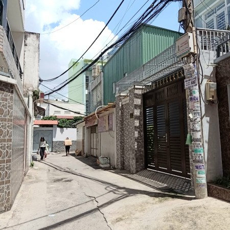 Tăng Bạt Hổ, Hẻm , 33m2,2 Tầng Chỉ 4,2 Tỷ