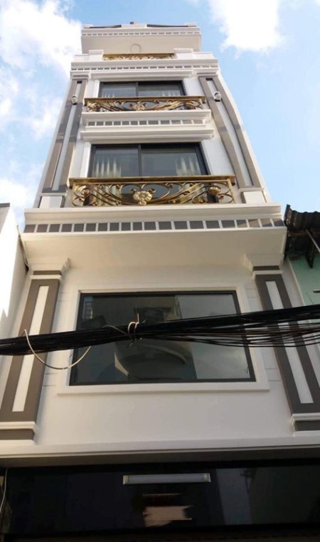 Bán nhà gấp Lê Quang Định, HXH, 5 tầng BTCT, ngang 4m, chỉ 3ty100