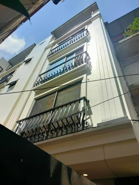 Bán nhà phố Vương Thừa Vũ ngõ rộng thoáng , ôtô cách nhà 10m ngõ quan chức an sinh tuyệt đỉnh giá vô cùng tốt