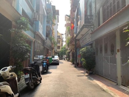 NHÀ TRẦN QUỐC HOÀN- Ô TÔ TRÁNH -KINH DOANH VĂN PHÒNG, CÔNG TY- 2 MẶT NGÕ