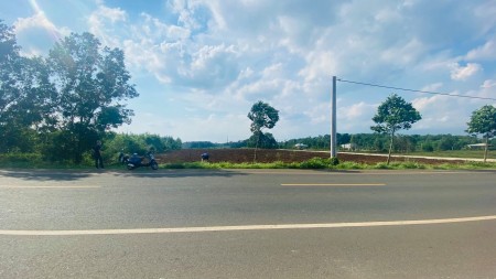 Đất nền 3 mặt tiền Võ Văn Kiệt mới, thổ cư từ 100m2, sổ đỏ trao tay ngay kế Khu công nghệ cao 450 hecta Hắc Dịch