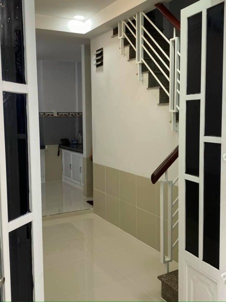  Nhỉnh 2 TỶ có ngay nhà khu vực Phan Xích Long2,55 tỷ - 50 m²