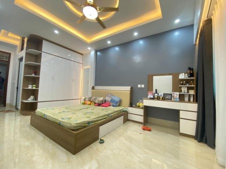 Nhà 7 tầng thang máy, dt 42m2 ngõ 63 Lê Đức Thọ, full nội thất, chỉ 6,8 tỷ. Lh 0392969999