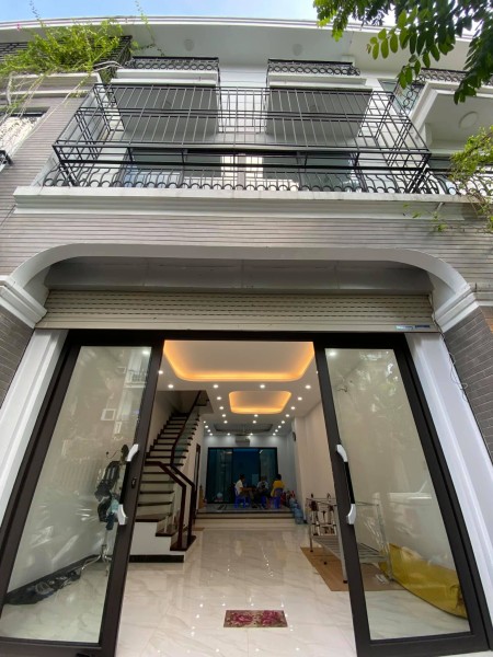 BÁN NHÀ ĐỐNG ĐA - LÁNG 45m2 5 TẦNG - 2 MẶT NGÕ, NỘI THẤT TIỀN TỈ - GẦN NHIỀU TRƯỜNG ĐH.