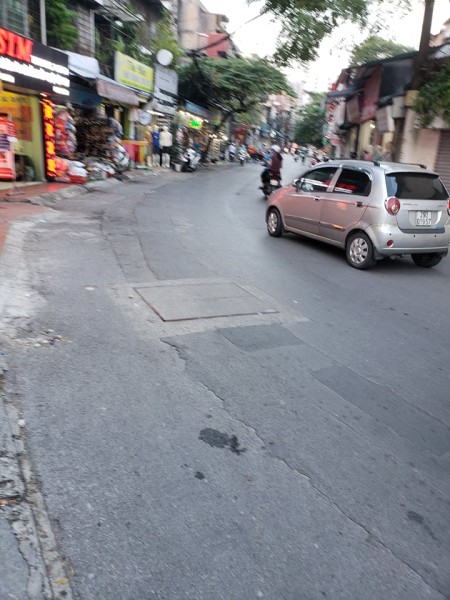 QUÁ HIẾM. Bán ĐẤT tặng NHÀ kinh doanh. Tố Hữu