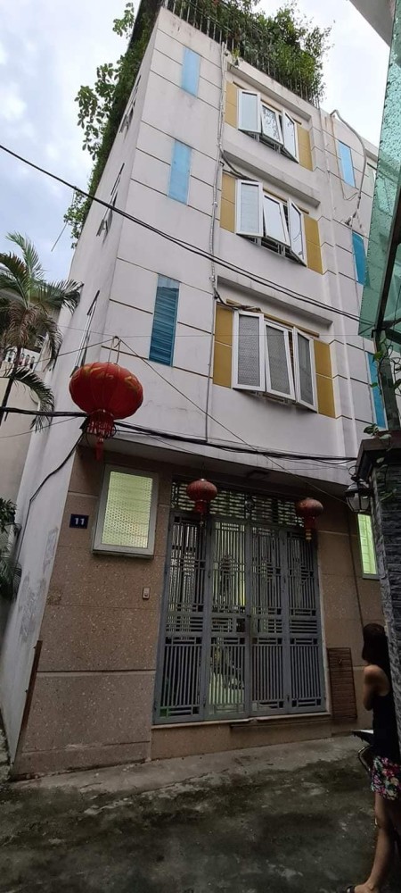 La Khê- Hà Đông- 37m2 5 tầng,lô góc,4m mặt tiền chỉ 2.85 tỷ