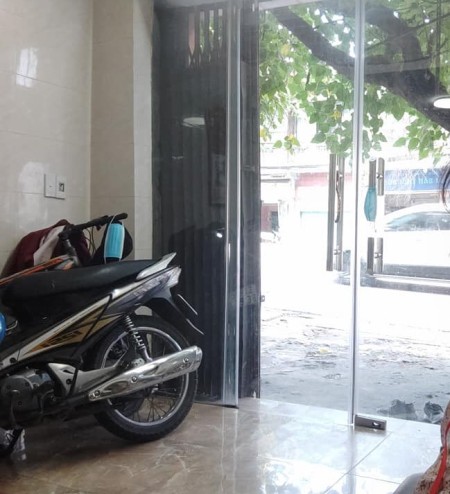 Mặt phố Minh Khai, 3 tầng 38m2, 4.95 tỷ