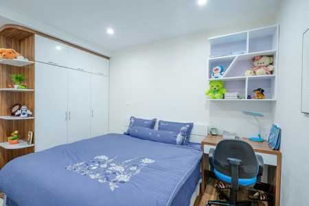 Bán ngay nhà Phố Hoàng Ngân - ở luôn - ô tô kia morning đỗ - diện tích 39m2