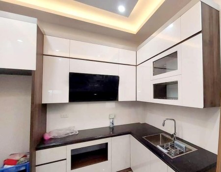 Bán nhà đẹp phố Minh Khai diện tích sử dụng 45m2, 5 tầng giá bán chỉ 4.2 tỷ, lh 0365540222
