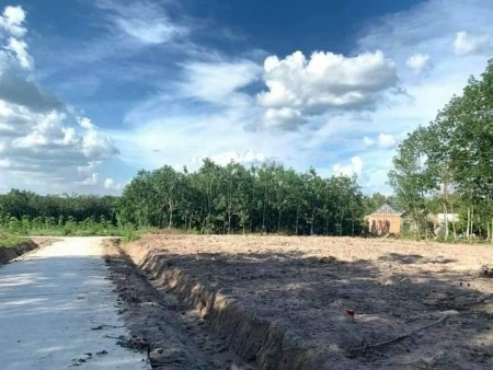 Cần bán nhanh lô góc 2 mặt tiền thuộc ấp 5 Minh Thành Chơn Thành Bình Phước. Sát đường liên huyện Dh01