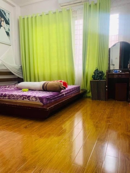 Bán nhà quận Cầu Giấy - KD - Phân Lô 80m2 MT 5.4m giá 16 tỷ Lh 0386380199