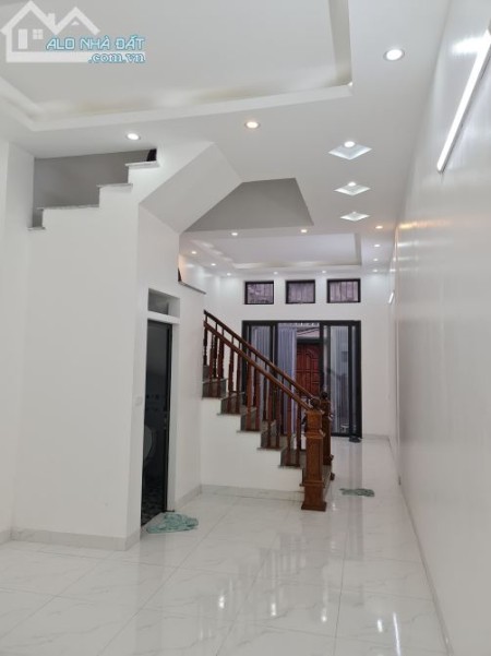 Nhà mới đẹp Ngũ Nhạc 30m2x4T, MT 3.4m, Giá 2.55 tỷ