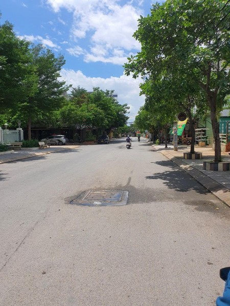 Đi đến slide 1