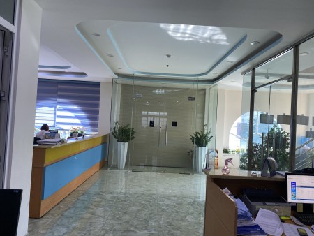 Cho thuê tòa nhà làm văn phòng, trường học tại đường Phan Huy Ích, p12, Gò Vấp