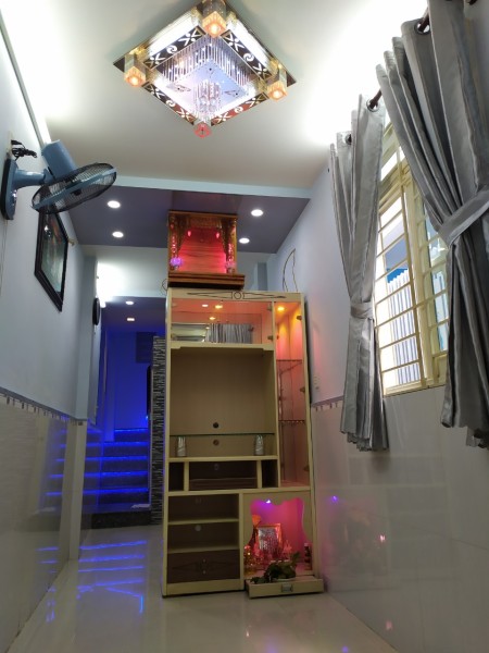 Nhà 1 Trệt 1 Lầu 45M2 Đường Đoàn Văn Bơ P14 Q4.