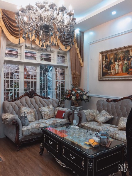 ĐỐNG ĐA - NHÀ ĐẸP - SÂN VƯỜN - NỘI THẤT CHÂU ÂU - 80M2 - CHỈ 6.5 TỈ