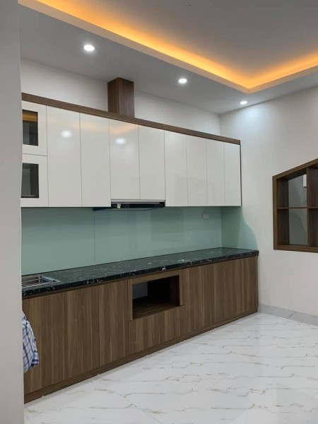 Bán nhà nguyên căn trung tâm Hai Bà Trưng lô góc gần ô tô tránh, diện tích 55m2, giá nhỉnh 4 tỷ