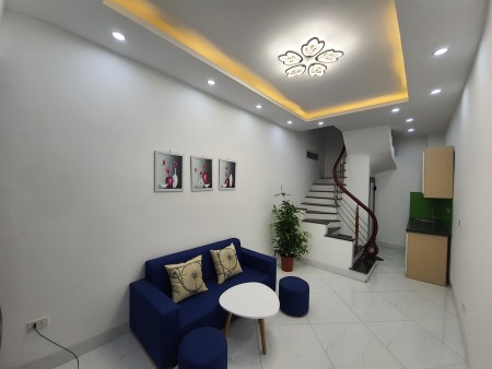 Nhà nguyên căn đẹp Minh Khai, Quận Hai Bà Trưng, nhỉnh 2 tỷ, tặng nội thất đẹp như mới
