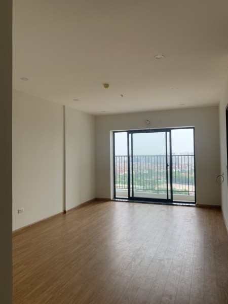 Chính chủ cần tiền bán gấp căn 86m2 chung cư TSG Lotus Sài Đồng. LH 0987 729 410