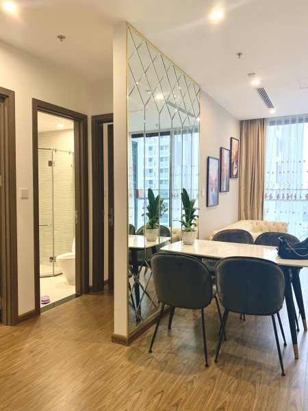 Cho thuê căn hộ Center Point 110 Cầu Giấy 2PN giá cho thuê 11 triệu/tháng, lh 0376846789