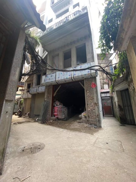 Minh Khai Bán Nhà 6 Tầng Thang Máy Mới Cứng Hai Bà Trưng, sổ đỏ chính chủ giá 8.2 tỷ
