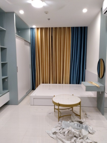 Chính chủ cho thuê CH studio ,35m2, full đồ tại vinhomes smart city.LH: 0357.902.094