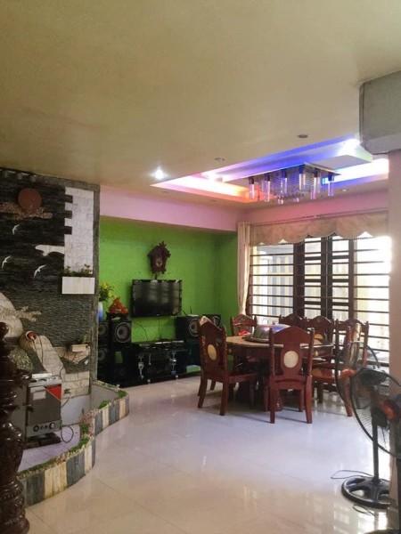 Bán Nhà Phố Hoàng Hoa Thám kinh doanh ô tô vào nhà diện tích sử dụng 83m2 giá 6.8 Tỷ