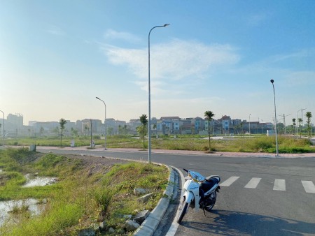 Bán lô góc giá CĐT 3 mặt tiền đối diện nhà dân dự án Mẫn Xá - Yên Phong - Bắc Ninh