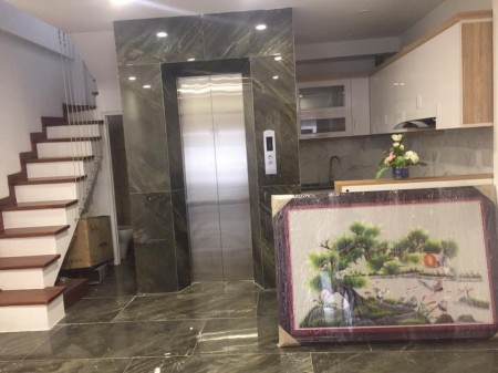 Bán căn nhà ngõ thông đẹp Hoàng Hoa Thám, dtsd 38m2, 7 tầng, mt 5m, giá 6.6 tỷ, Ba Đình