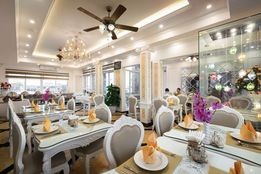 Khách sạn 3* phố cổ Hoàn Kiếm, diện tích lớn, mặt tiền khủng, giá 175 tỷ, LH 0886288810