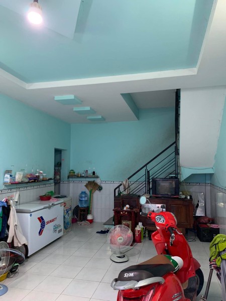 Chính chủ cần bán nhà Sát mặt tiền Nguyễn Phúc Chu, Tân Bình, dtsd 60m2 chỉ nhỉnh 3 tỷ