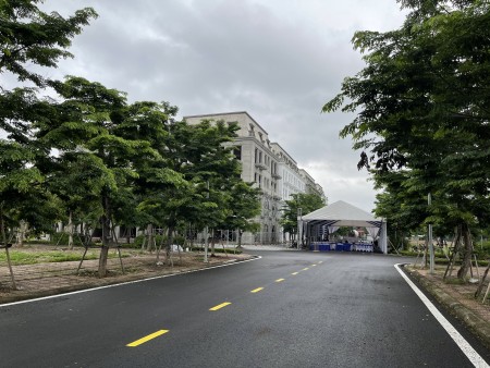 Đi đến slide 2