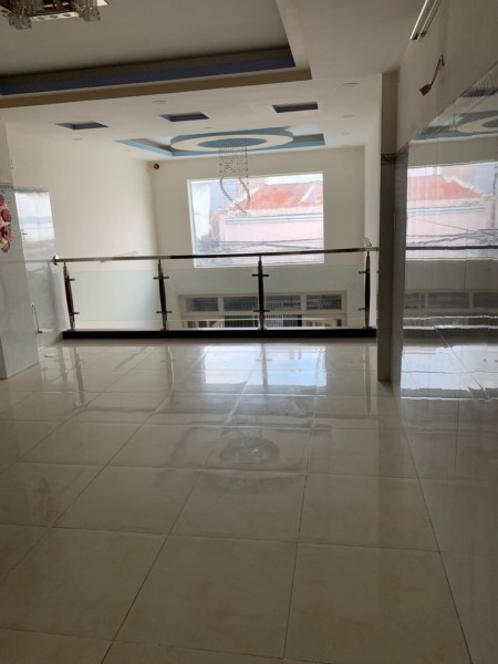 Cho thuê nhà nguyên căn vị trí đẹp Thới Tam Thôn 6, giá tốt, 4 tầng kiên cố, giá tốt