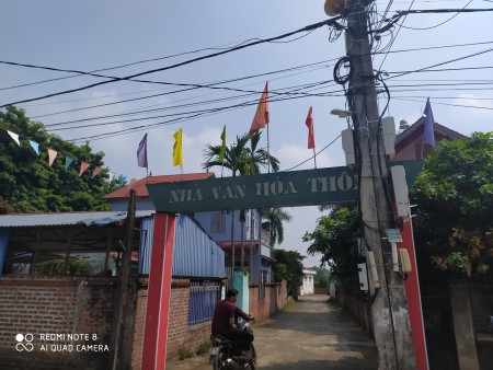Bán đất tặng nhà tại xã Bình Yên Hòa Lạc gần trường FPT giá bán 14 triệu/m2, sổ sẵn