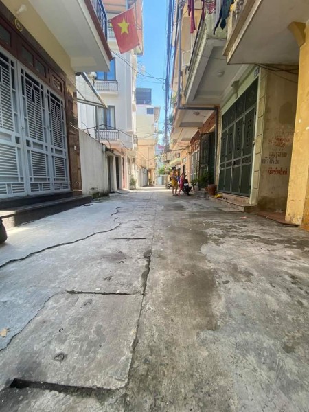 Trần Khát Chân bán nhà 5 tầng đẹp hiện đại Thang Máy Xịn Hai Bà Trưng liên hệ 0986209188