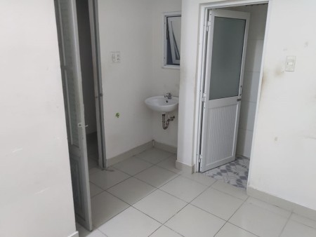 Cho thuê phong trọ bình dân Quận Gò Vấp gần đại học Công Nghiệp, phòng rộng thoáng