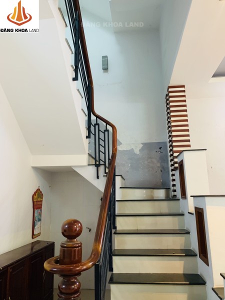Bán Gấp Nhà Ngay Kha Vạn Cân-Đường số 9, Linh Tây, Dt 84m2 ngang 5m, Hẻm ô tô, giá 6.2 tỷ