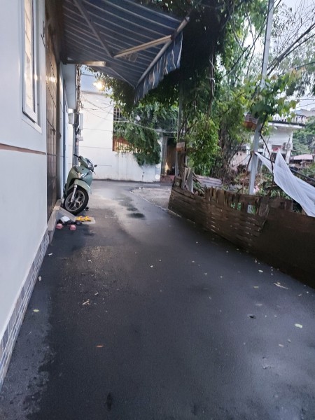Bán nhà nguyên Đa Sỹ đường nhựa ô tô đỗ tận cửa diện tích sử dụng 50m2, giá 2.55 tỷ
