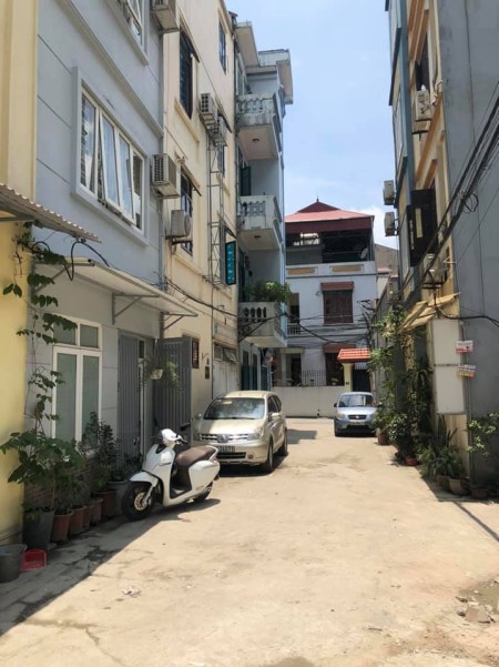Ô tô CRV tránh Kinh doanh đất Tư Đình, Long Biên, 140m, mặt tiền 10.5m, giá bán 8.7 tỷ