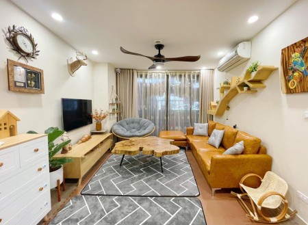 Gia đình cần bán căn hộ diện tích 70m2, chung cư FLC 18A Phạm Hùng, giá bán chỉ 2 tỷ