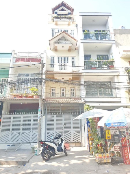Cho thuê nhà MT đường 783 Tạ Quang Bửu Phường 4 Quận 8 hợp đồng lâu dài, sổ sẵn