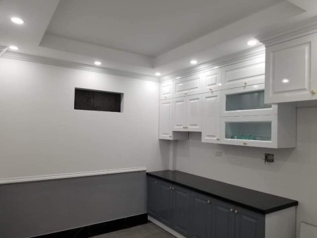 Nhà Dương Quảng Hàm Quận Cầu Giấy dtsd 37m2 giá 3.9 tỷ ngõ cực thoáng gần phố cực hiếm