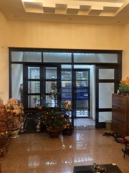 Bán nhà Nguyễn Xiển dtsd 57m2, 5 tầng, mặt tiền 4.5m phân lô ô tô vỉa hè kinh doanh, giá 9.7 tỷ