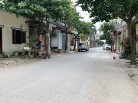  Phân lô vỉa hè 50m2 Duyên Thái, Thường Tín ô tô đỗ ngày đêm, gần trục chính