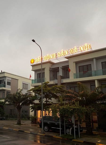 Chính chủ cần bàn nhà Shophouse trục chính pháp lý chính chủ, sổ sẵn, bàn giao trống