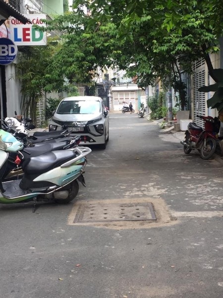 Nhà đẹp 4 tầng, Xe hơi ngủ trong nhà, Phan Văn Trị, Bình Thạnh diện tích 52m2 chỉ 6.6 tỷ