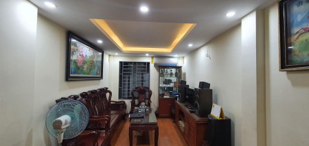 Bán nhà đường Bùi Xương Trạch, nhà đẹp, 2 mặt thoáng, ô tô đỗ cổng lh 0368781929