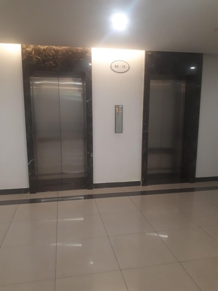 Chính chủ bán căn hộ Chung cư cao cấp 142m2, Lô Góc Golden Palace, Mễ Trì, Nam Từ Liêm